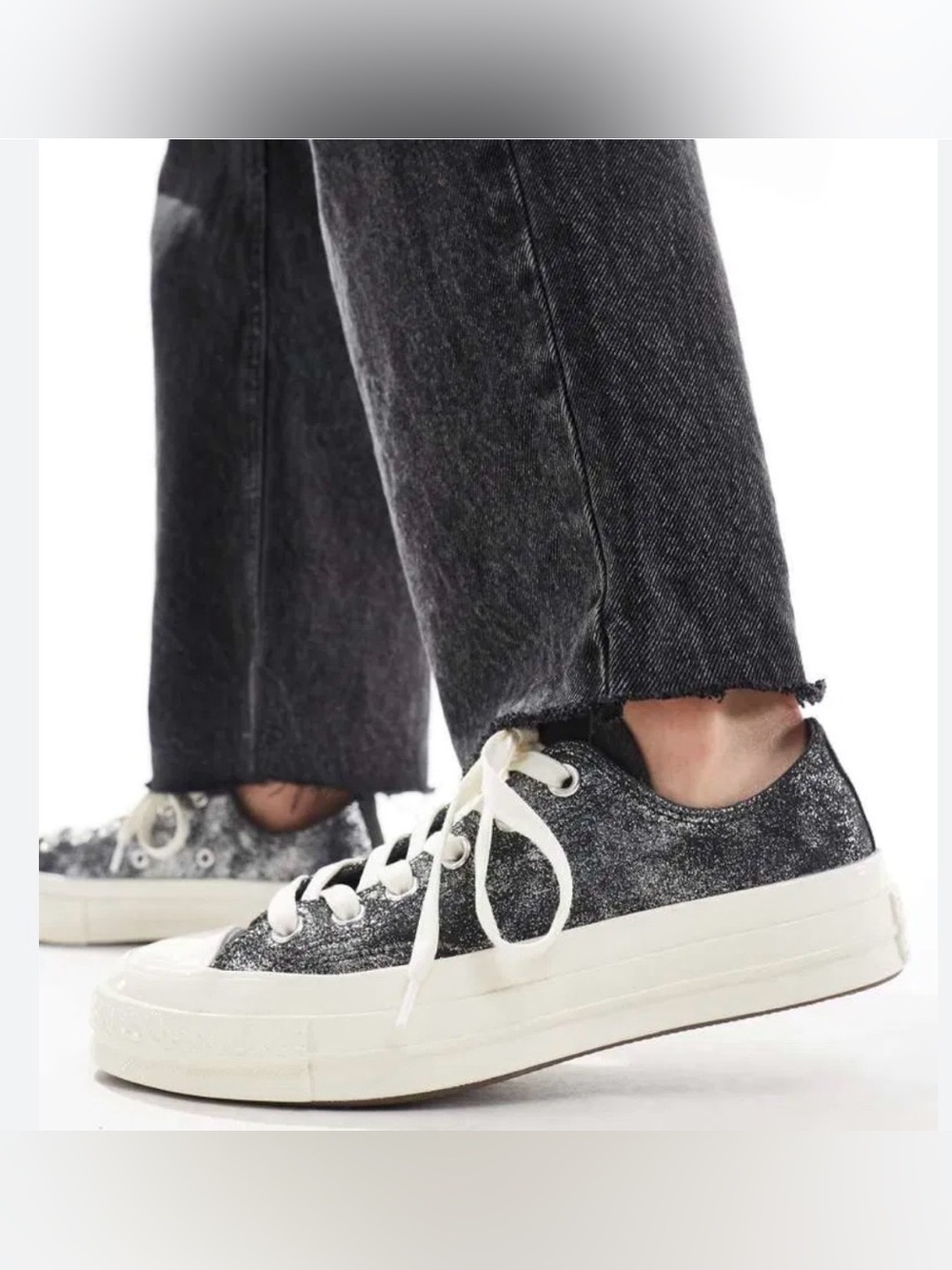 Converse Black Glitter Low-Top Sneakers Cream Sole Women’s size 8.5 Men’s 6.5